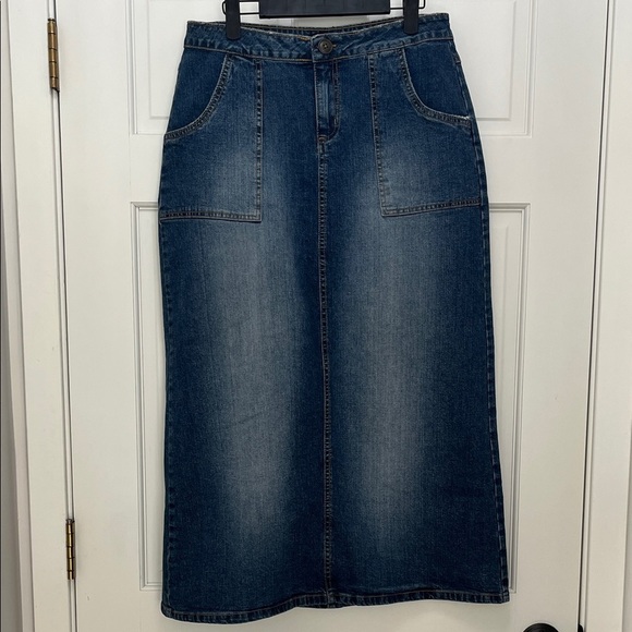 Saint Tropez West Dresses & Skirts - 90s Y2k Retro Saint Tropez West Maxi Denim Skirt - Size 8